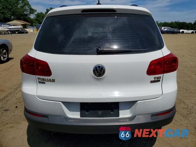 Zdjęcie 6 z 13 samochodu: 2018 VOLKSWAGEN TIGUAN LIMITED VIN:WVGBV7AX2JK001148 - miniatura