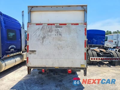 Zdjęcie 6 z 12 samochodu: 2015 RAM 5500 BOX TRUCK VIN:3C7WRMDLXFG531015 - miniatura