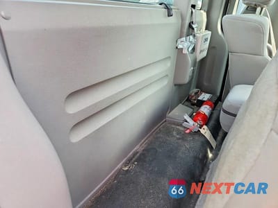 Zdjęcie 10 z 12 samochodu: 2005 FORD F150 VIN:1FTRF12W55NB11103 - miniatura