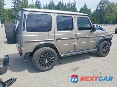 Trzecie zdjęcie samochodu z tyłu: 2020 MERCEDES-BENZ G 550 VIN:W1NYC6BJ9LX341484 - miniatura