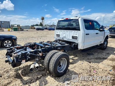 Trzecie zdjęcie samochodu z tyłu: 2025 FORD F350 SUPER DUTY VIN:1FT8W3DT6SEC97983 - miniatura