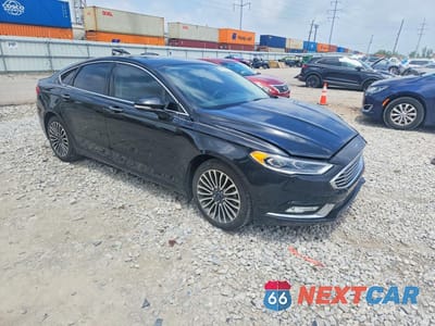 Czwarte zdjęcie samochodu z boku: 2017 FORD FUSION SE VIN:3FA6P0H9XHR266832 - miniatura
