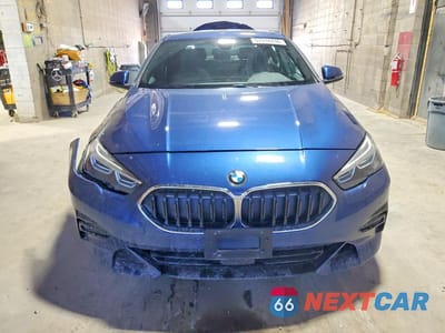 Piąte zdjęcie samochodu w środku: 2024 BMW 228XI VIN:WBA73AK06R7R80862 - miniatura