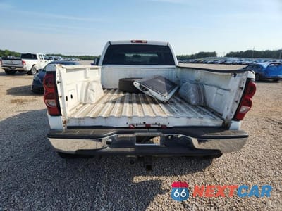 Zdjęcie 6 z 13 samochodu: 2004 CHEVROLET SILVERADO C3500 VIN:1GCJC33U34F184543 - miniatura