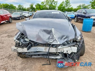 Piąte zdjęcie samochodu w środku: 2016 LEXUS IS 200T VIN:JTHBA1D26G5025696 - miniatura