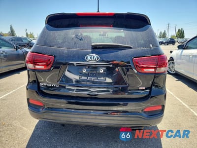 Zdjęcie 6 z 12 samochodu: 2019 KIA SORENTO L VIN:5XYPG4A34KG456302 - miniatura