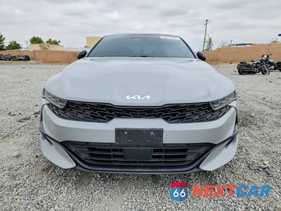 Piąte zdjęcie samochodu w środku: 2022 KIA K5 GT LINE VIN:5XXG64J22NG109926 - miniatura