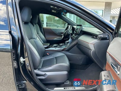 Piąte zdjęcie samochodu w środku: 2022 TOYOTA VENZA XLE VIN:JTEAAAAH7NJ113338 - miniatura