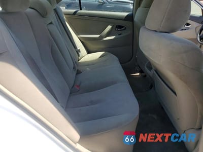 Zdjęcie 10 z 12 samochodu: 2010 TOYOTA CAMRY LE VIN:4T1BF3EK7AU506952 - miniatura