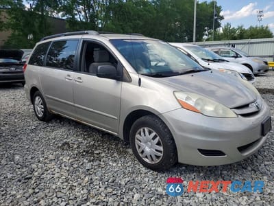 Czwarte zdjęcie samochodu z boku: 2008 TOYOTA SIENNA LE 8-PASSENGER VIN:5TDZK23C38S199864 - miniatura