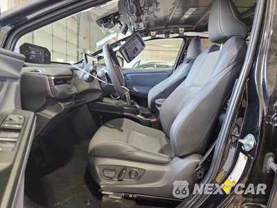 Zdjęcie 7 z 14 samochodu: 2026 TOYOTA BZ XLE PLUS VIN:JTMBCAEB8TA000780 - miniatura