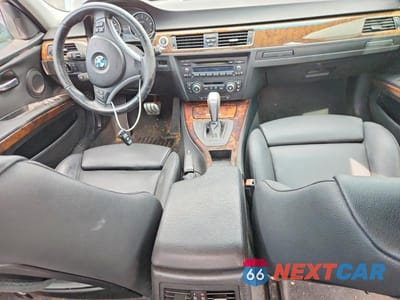 Zdjęcie 8 z 12 samochodu: 2007 BMW 328 XI VIN:WBAVC93567K031676 - miniatura