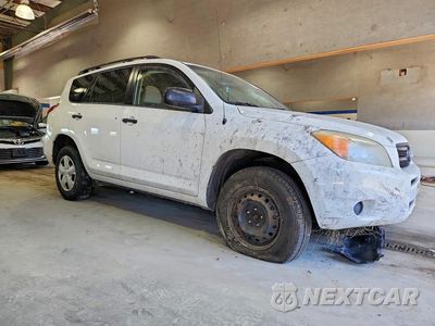 Czwarte zdjęcie samochodu z boku: 2007 TOYOTA RAV4 BASE VIN:JTMZD33V875043695 - miniatura