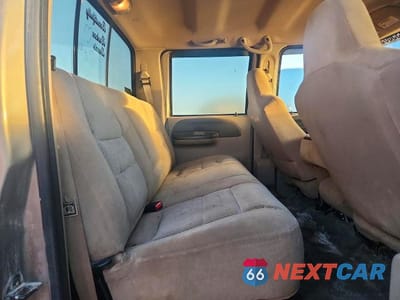 Zdjęcie 10 z 12 samochodu: 2002 FORD F250 SUPER DUTY VIN:1FTNW21F02EB01046 - miniatura