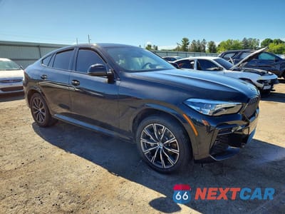 Czwarte zdjęcie samochodu z boku: 2023 BMW X6 XDRIVE40I VIN:5UXCY6C04P9P85163 - miniatura