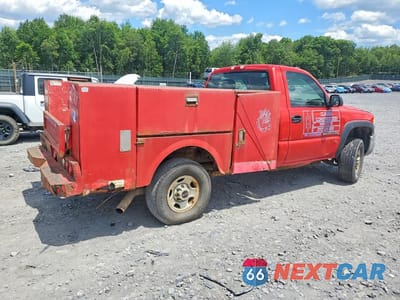 Trzecie zdjęcie samochodu z tyłu: 2005 GMC SIERRA K2500 HEAVY DUTY VIN:1GDHK24U95E195219 - miniatura