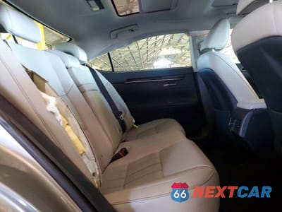 Zdjęcie 10 z 12 samochodu: 2016 LEXUS ES 350 VIN:58ABK1GG9GU022954 - miniatura