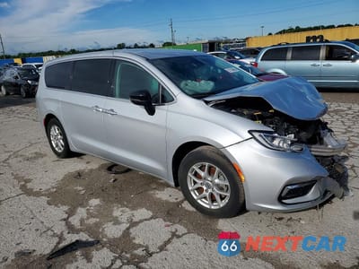 Czwarte zdjęcie samochodu z boku: 2024 CHRYSLER PACIFICA TOURING L VIN:2C4RC1BG6RR186726 - miniatura