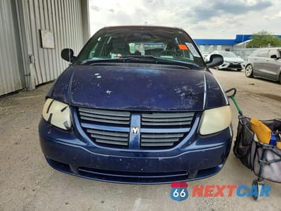Piąte zdjęcie samochodu w środku: 2005 DODGE GRAND CARAVAN SE VIN:2D4GP24R85R146418 - miniatura