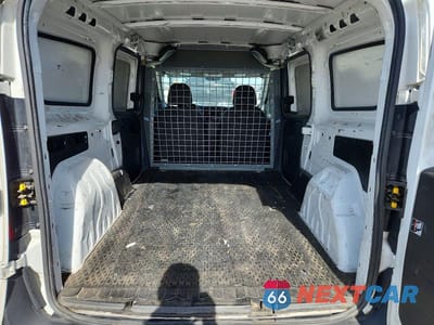 Zdjęcie 10 z 13 samochodu: 2016 RAM PROMASTER CITY ST DELIVERY VAN VIN:ZFBERFAT4G6B68101 - miniatura