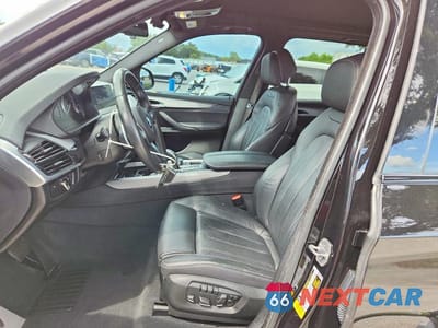 Zdjęcie 7 z 14 samochodu: 2018 BMW X5 SDRIVE35I VIN:5UXKR2C53J0X10270 - miniatura