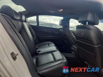 Zdjęcie 10 z 12 samochodu: 2014 BMW 750 LI VIN:WBAYE8C53ED780597 - miniatura