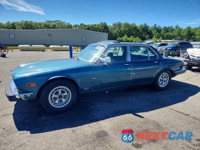 1985 JAGUAR XJ6 SAJAV1347FC411771 - główne zdjęcie licytacji z USA - miniatura