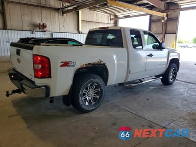 Trzecie zdjęcie samochodu z tyłu: 2007 CHEVROLET SILVERADO K1500 VIN:1GCEK19067Z611990 - miniatura