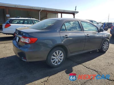 Trzecie zdjęcie samochodu z tyłu: 2012 TOYOTA COROLLA LE VIN:2T1BU4EE2CC796429 - miniatura