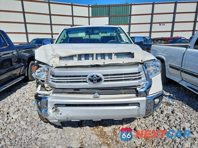 Piąte zdjęcie samochodu w środku: 2015 TOYOTA TUNDRA 1794 EDITION VIN:5TFAW5F1XFX486557 - miniatura