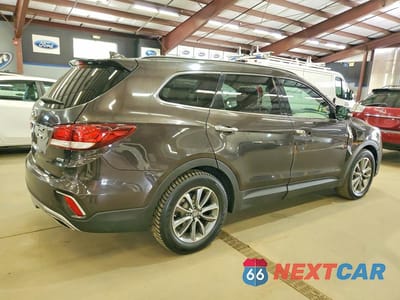 Trzecie zdjęcie samochodu z tyłu: 2017 HYUNDAI SANTA FE SE VIN:KM8SNDHF8HU169306 - miniatura