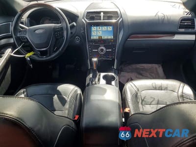 Zdjęcie 8 z 12 samochodu: 2017 FORD EXPLORER PLATINUM VIN:1FM5K8HT7HGD91403 - miniatura