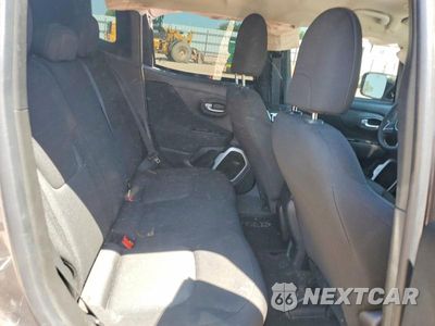 Zdjęcie 11 z 13 samochodu: 2018 JEEP RENEGADE VIN:ZACCJBABXJPJ44895 - miniatura