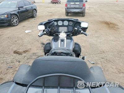 Zdjęcie 6 z 8 samochodu: 2016 HARLEY-DAVIDSON FLHTCUTG TRI GLIDE ULTRA VIN:1HD1MAL18GB852970 - miniatura