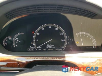 Zdjęcie 9 z 12 samochodu: 2012 MERCEDES-BENZ S 550 VIN:WDDNG7DB1CA490863 - miniatura