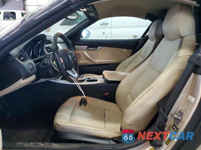 Zdjęcie 7 z 12 samochodu: 2011 BMW Z4 SDRIVE35I VIN:WBALM7C53BE382836 - miniatura
