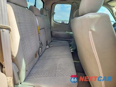 Zdjęcie 10 z 12 samochodu: 2005 TOYOTA TUNDRA ACCESS CAB SR5 VIN:5TBRT34105S468486 - miniatura