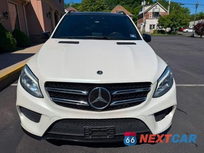 Piąte zdjęcie samochodu w środku: 2018 MERCEDES-BENZ GLE 43 AMG VIN:4JGDA6EB4JB018952 - miniatura