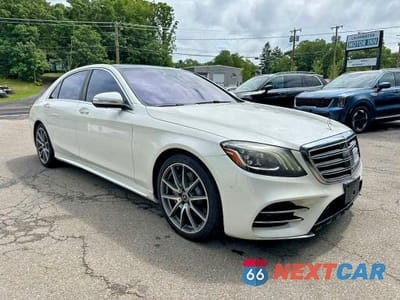 Czwarte zdjęcie samochodu z boku: 2018 MERCEDES-BENZ S 450 VIN:WDDUG6GB8JA367334 - miniatura
