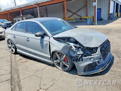 Czwarte zdjęcie samochodu z boku: 2019 AUDI RS3 VIN:WUABWGFF1KA906637 - miniatura