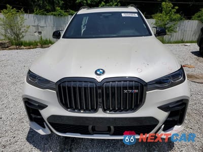 Piąte zdjęcie samochodu w środku: 2021 BMW X7 M50I VIN:5UXCX6C00M9H49794 - miniatura