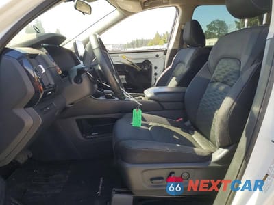 Zdjęcie 7 z 14 samochodu: 2022 NISSAN PATHFINDER SV VIN:5N1DR3BC5NC222566 - miniatura