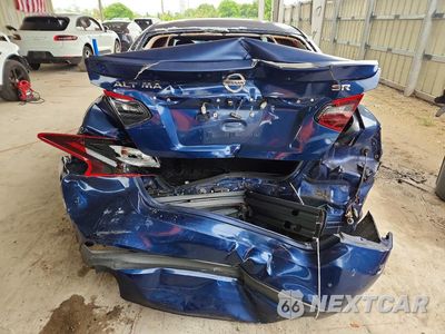 Zdjęcie 6 z 13 samochodu: 2017 NISSAN ALTIMA 2.5 SR VIN:1N4AL3APXHN331438 - miniatura