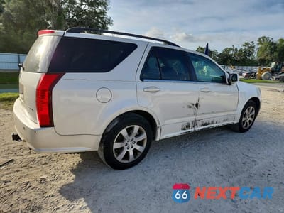 Trzecie zdjęcie samochodu z tyłu: 2006 CADILLAC SRX VIN:1GYEE637360196408 - miniatura