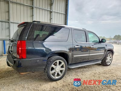 Trzecie zdjęcie samochodu z tyłu: 2011 CADILLAC ESCALADE ESV LUXURY VIN:1GYS4HEF1BR222855 - miniatura