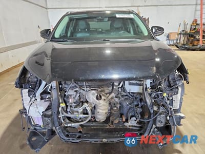 Piąte zdjęcie samochodu w środku: 2018 TOYOTA HIGHLANDER LIMITED VIN:5TDDZRFH6JS907262 - miniatura