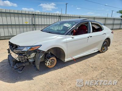 2022 TOYOTA CAMRY XSE V6 4T1KZ1AK7NU064245 - główne zdjęcie licytacji z USA - miniatura