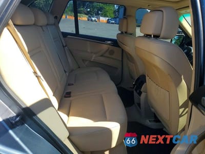 Zdjęcie 10 z 12 samochodu: 2011 BMW X5 VIN:5UXZW0C55BL368543 - miniatura