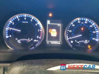 Zdjęcie 9 z 13 samochodu: 2018 TOYOTA HIGHLANDER LE VIN:5TDBZRFH9JS879318 - miniatura