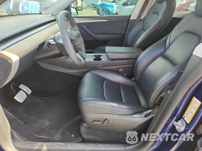 Zdjęcie 7 z 12 samochodu: 2023 TESLA MODEL Y VIN:7SAYGDEF3PF758707 - miniatura